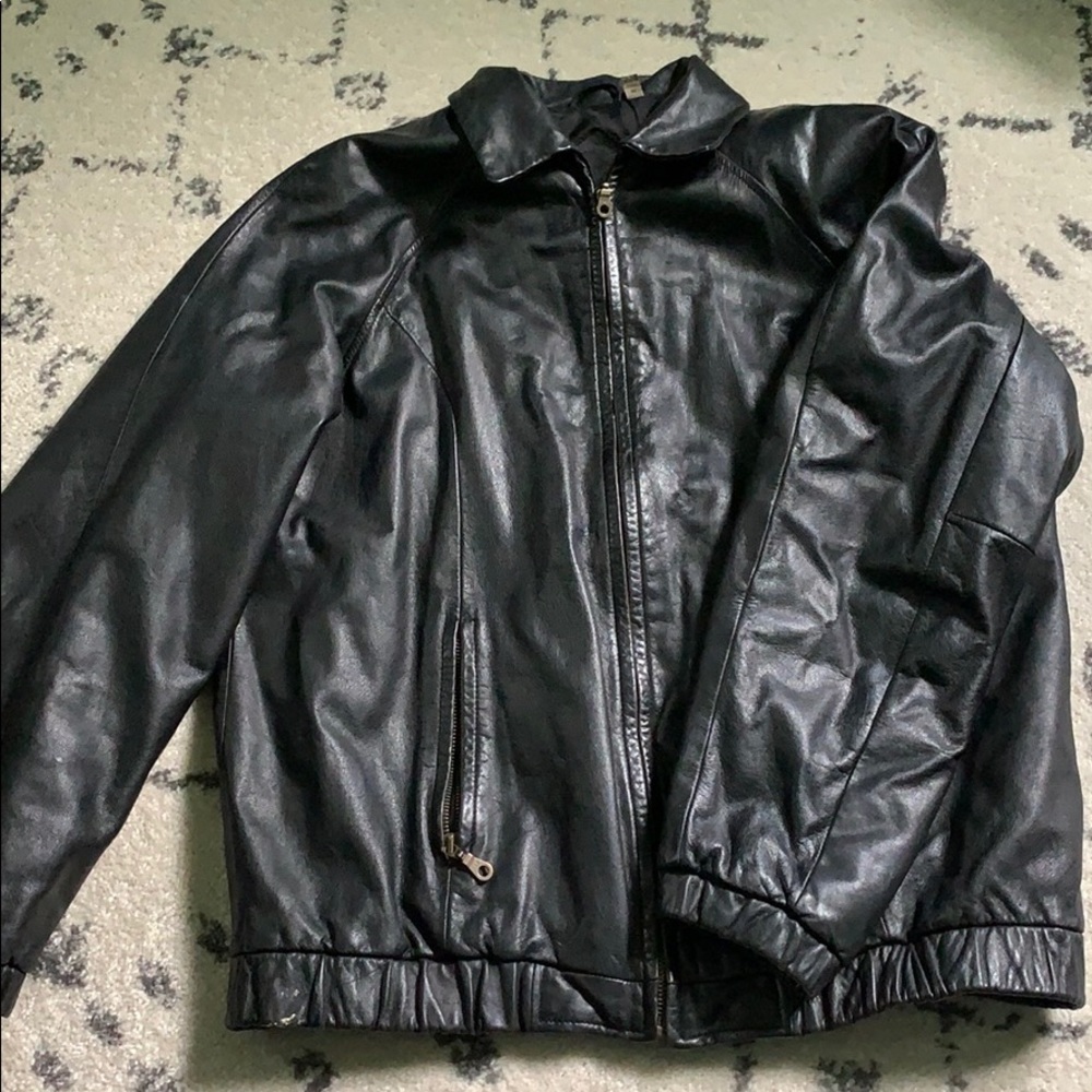 Ladies lined medium weight leather coat